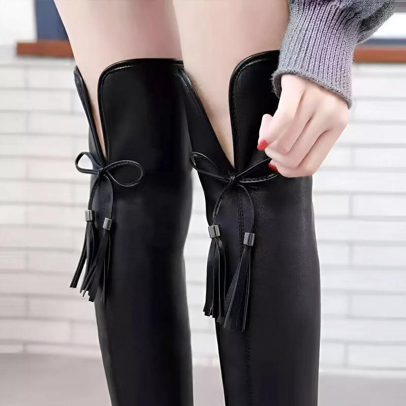 Kniehohe Stiefel mit Seitenreißverschluss und Blockabsatz für Damen